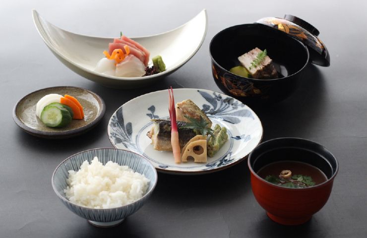 Ichijyu-Sansai set \3,300