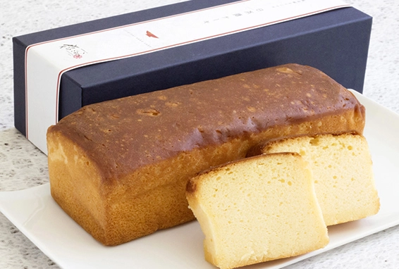 龍名館オリジナル 日本酒ケーキ width=