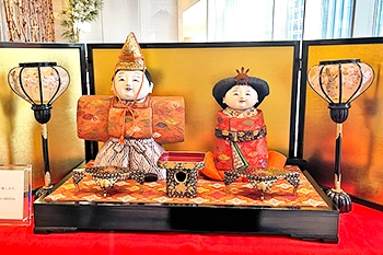 ホテル龍名館東京の雛人形